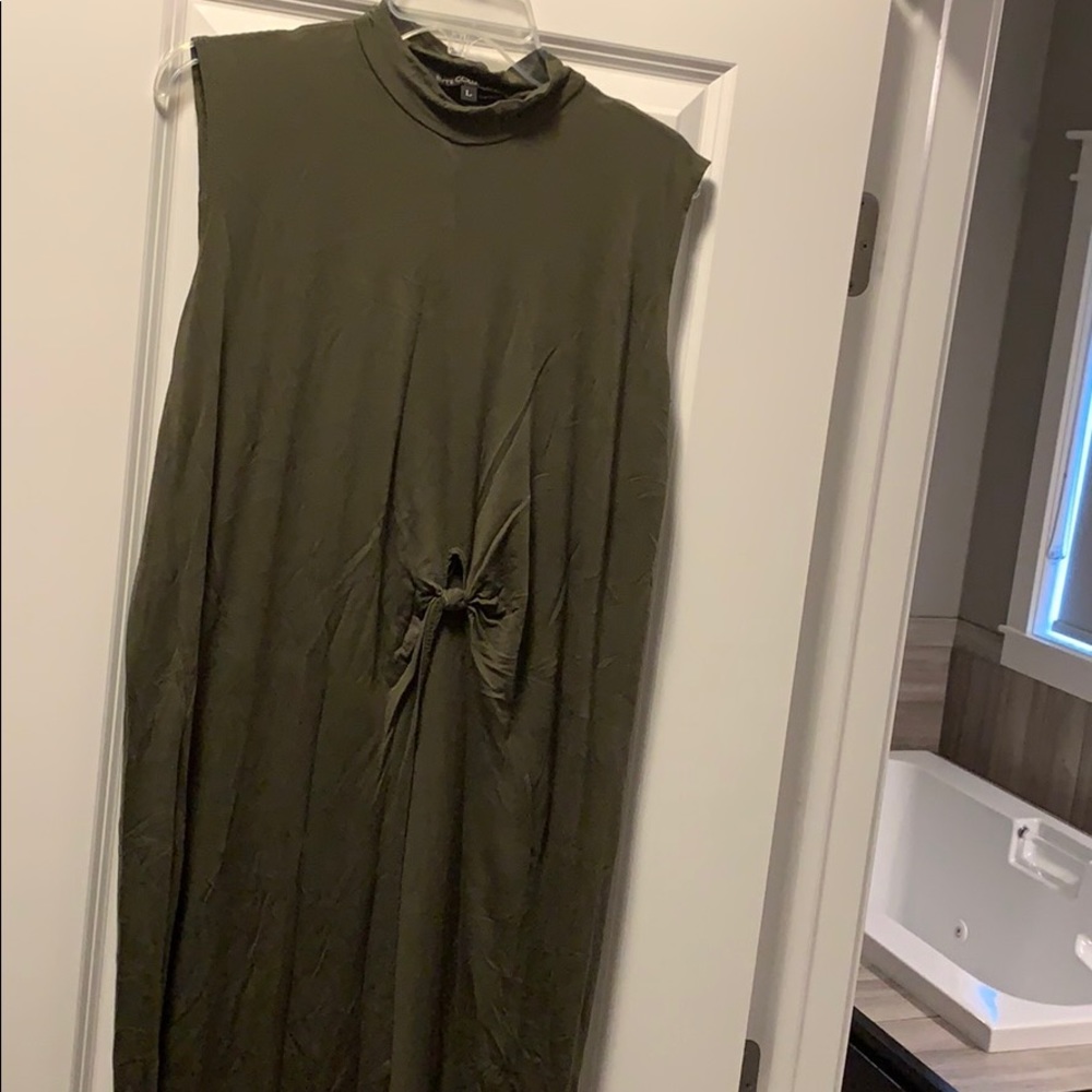 Turtle neck tunic with long back